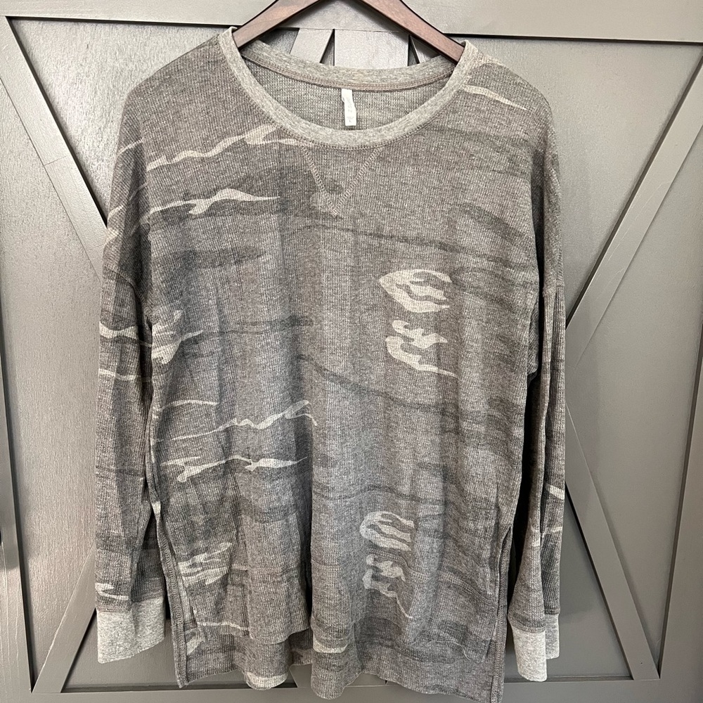 Z Supply LS waffle t size L